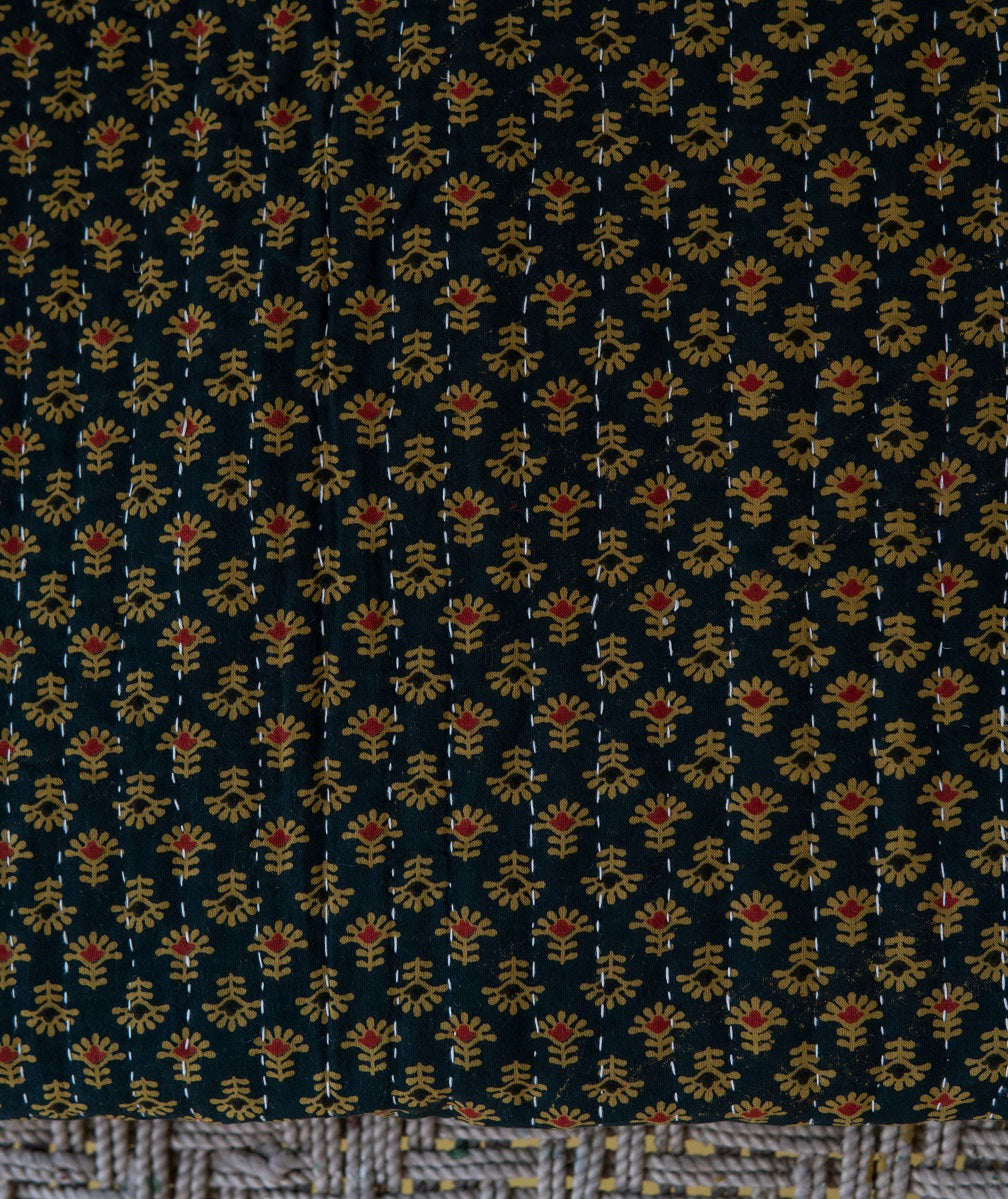 Single Silk Applique Quilts