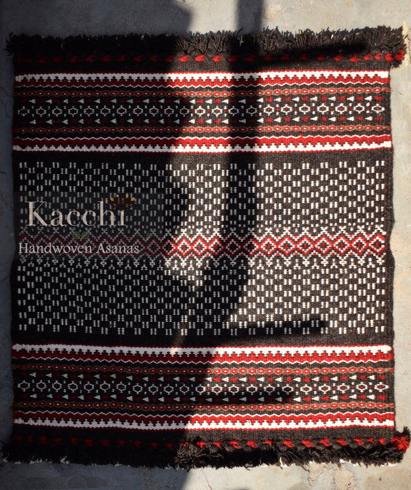 KACCHI WOOLEN ASANAS (2*2 ft)