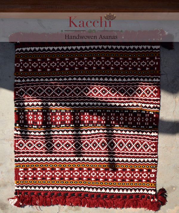 KACCHI WOOLEN ASANAS (18*18 In)