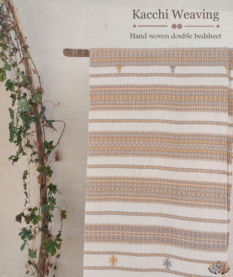 Kacchi Handwoven Double Bedsheet with 2 cushion covers