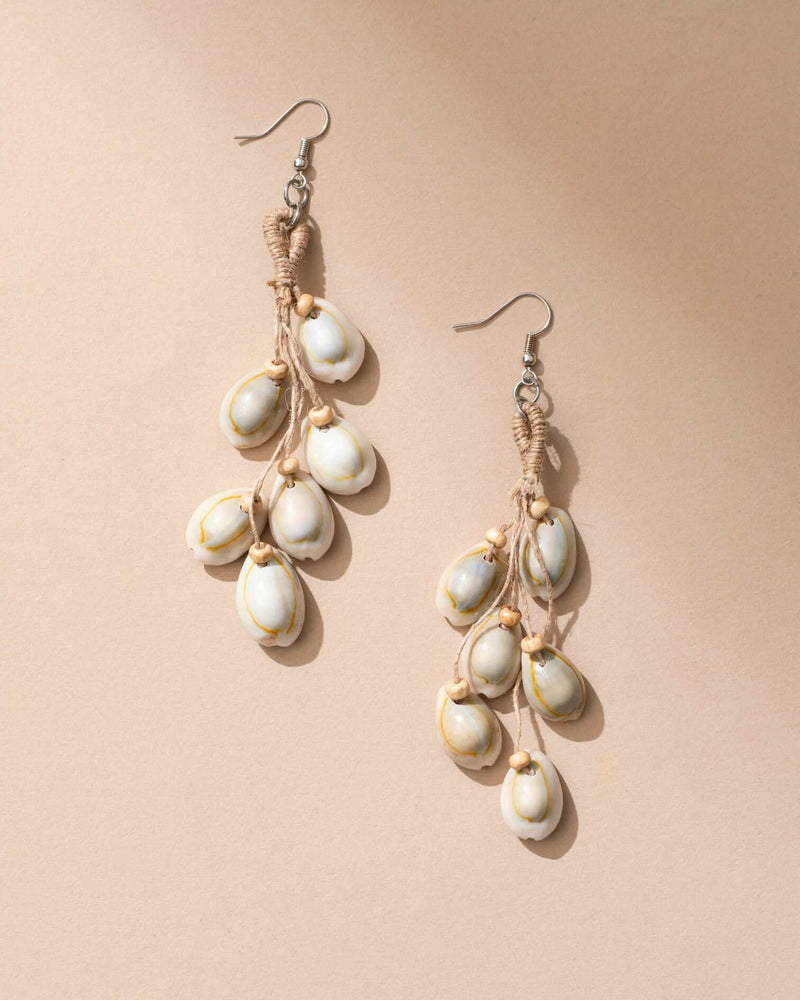 WHE Trendy Jute And Cowry Earrings