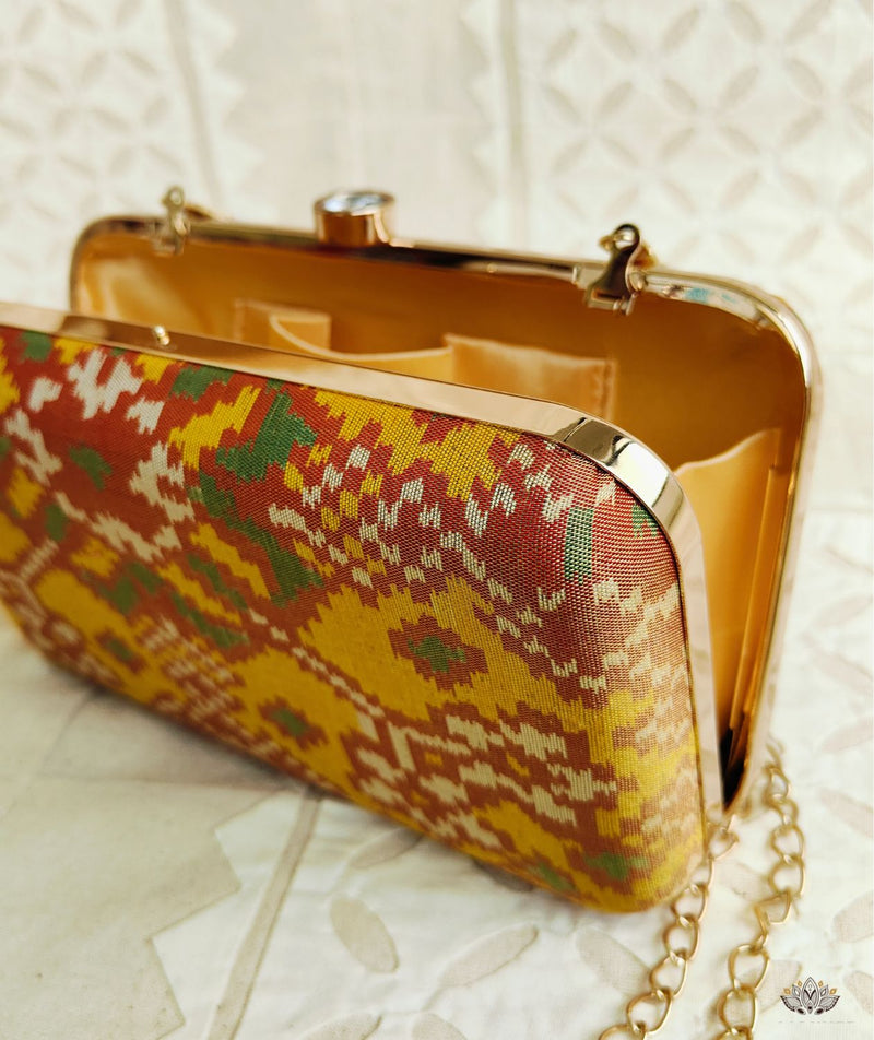 SINGLE IKAT PATOLA PURSE