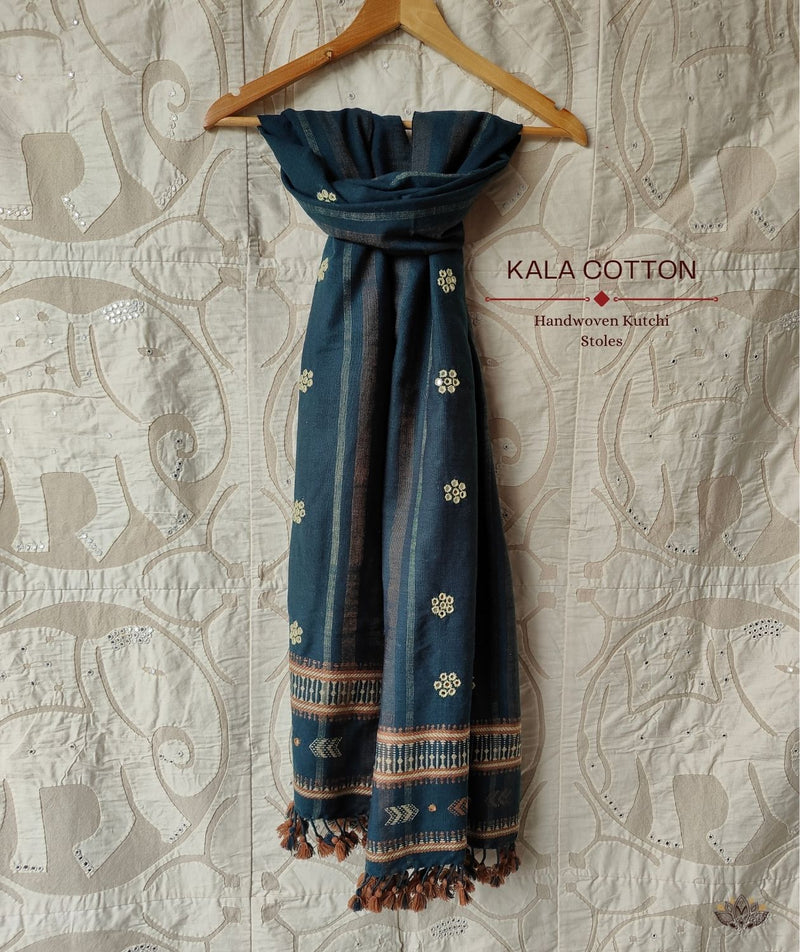 KACCHI WOOLEN HANDWOVEN STOLE