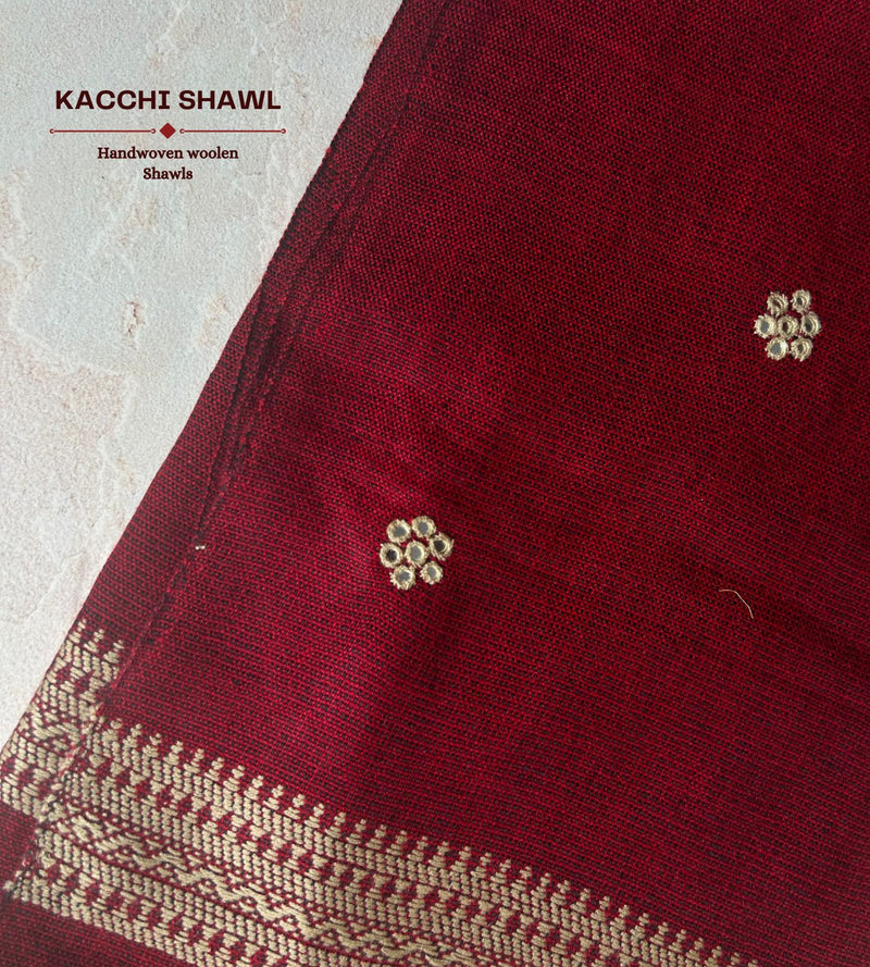 KACCHI WOOLEN HANDWOVEN SHAWL