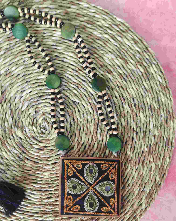 WHE Hand Embroidered Green Pendant  Necklace with Beaded String