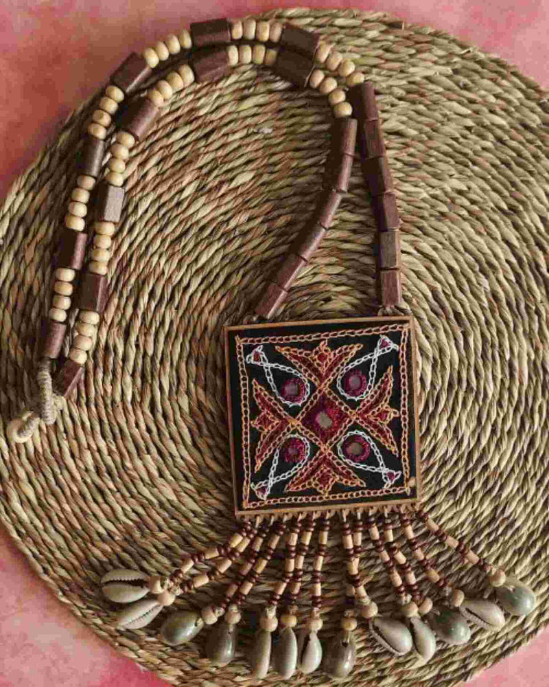 WHE Hand Embroidered Maroon and Mustard Pendant  Necklace with wooden Beaded String with cowry