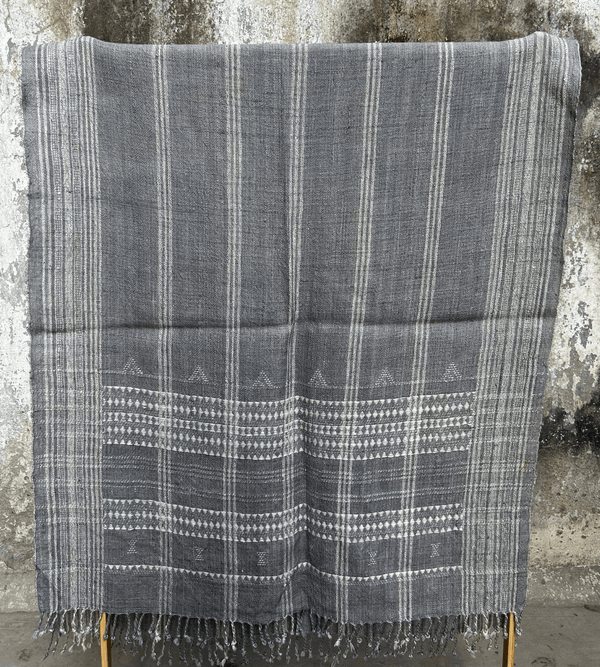 KACCHI WOOLEN HANDWOVEN SHAWL