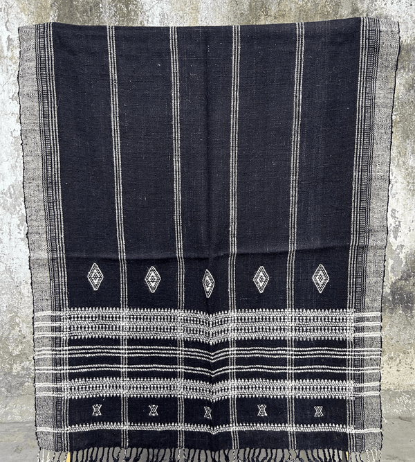 KACCHI WOOLEN HANDWOVEN SHAWL