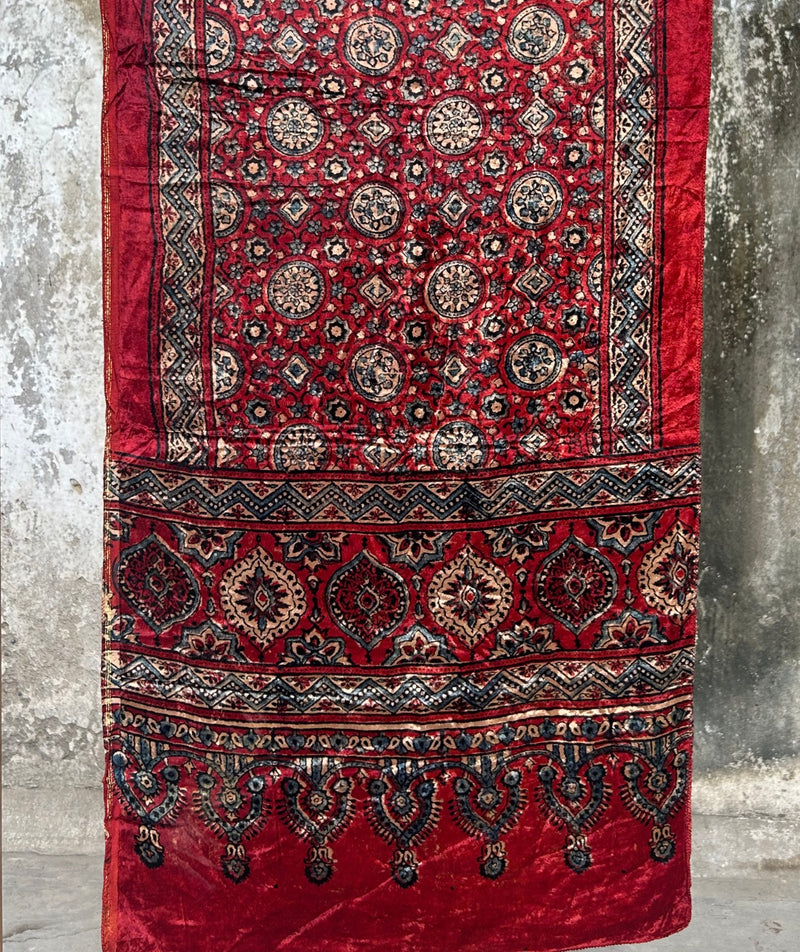 AJRAKH VELVET HANDBLOCK PRINTED STOLE