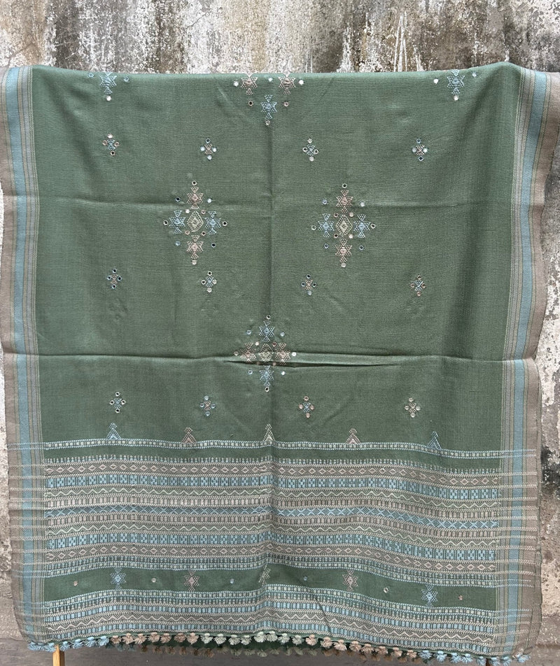 KACCHI WOOLEN HANDWOVEN SHAWL