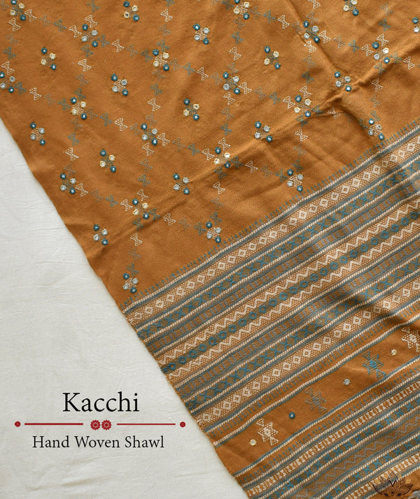 KACCHI WOOLEN HANDWOVEN SHAWL