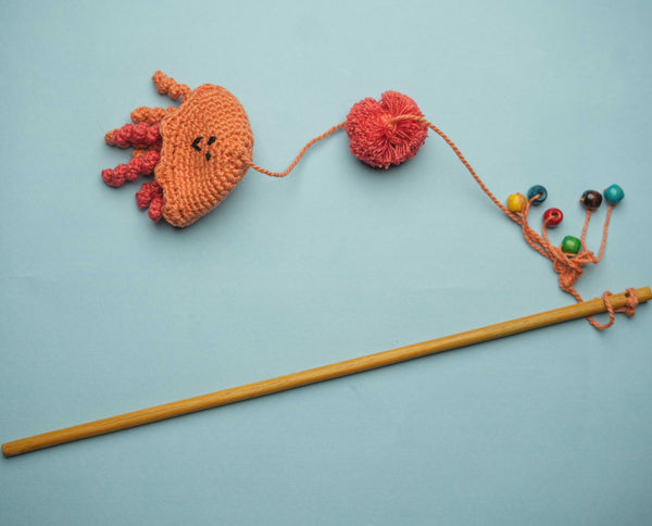 IndieGood Jellyfish Wandtoy for Cats