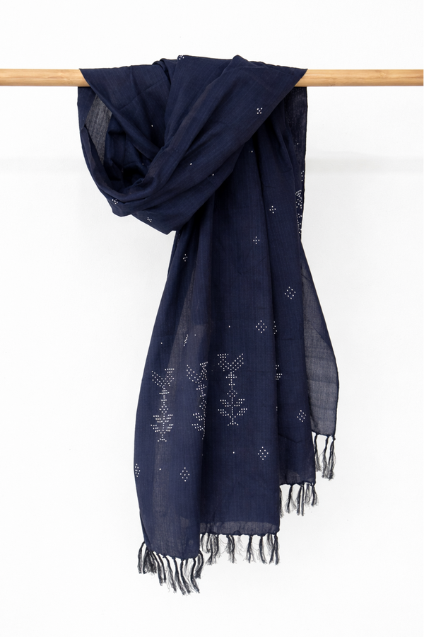 Tangaliya Stoles – AMOUNEE - Handloom & Handicraft