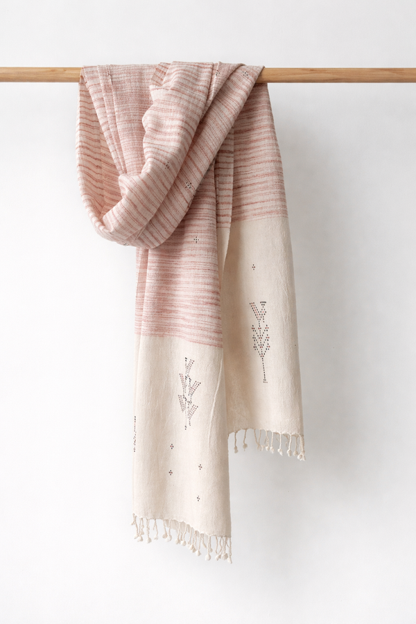 Tangaliya Stoles – AMOUNEE - Handloom & Handicraft