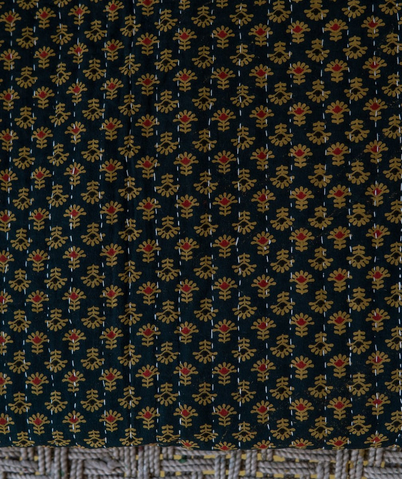Double Silk Applique Quilts