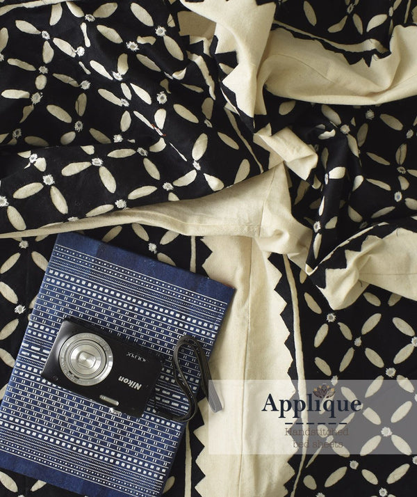 Applique King size Bed Cover(108"x108")