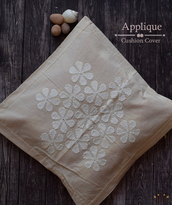 APPLIQUE CUSHION COVER (20*20 IN)