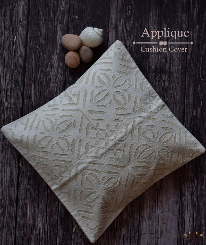 APPLIQUE CUSHION COVER (13*13 IN)