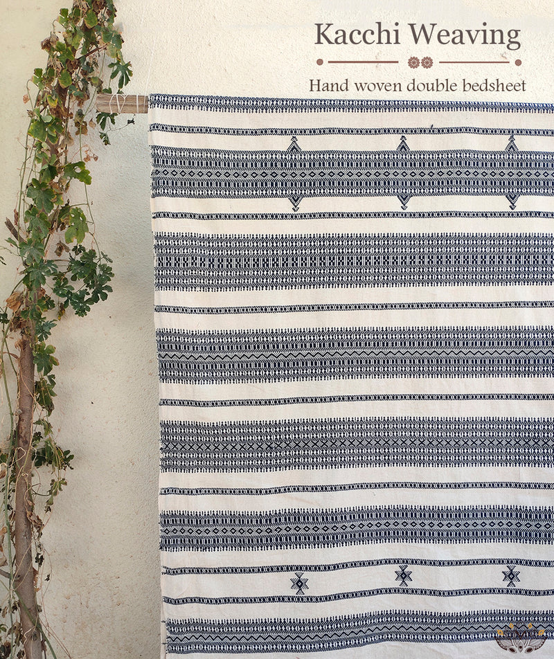 Kacchi Handwoven Double Bedsheet with 2 cushion covers